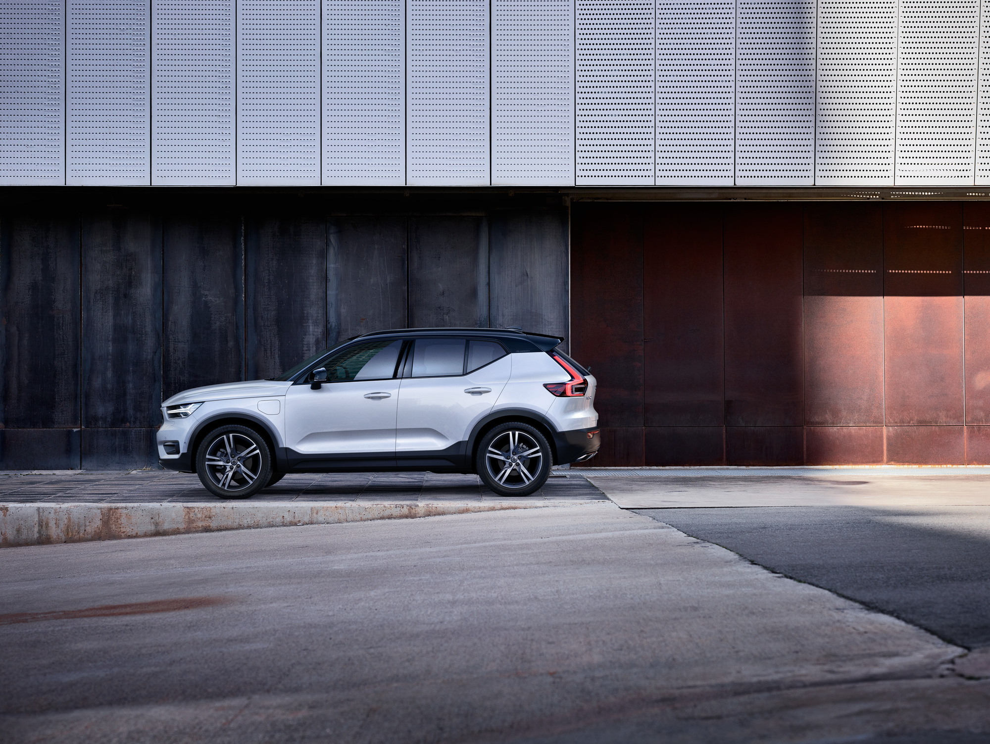 Volvo XC40 Recharge tengiltvinn