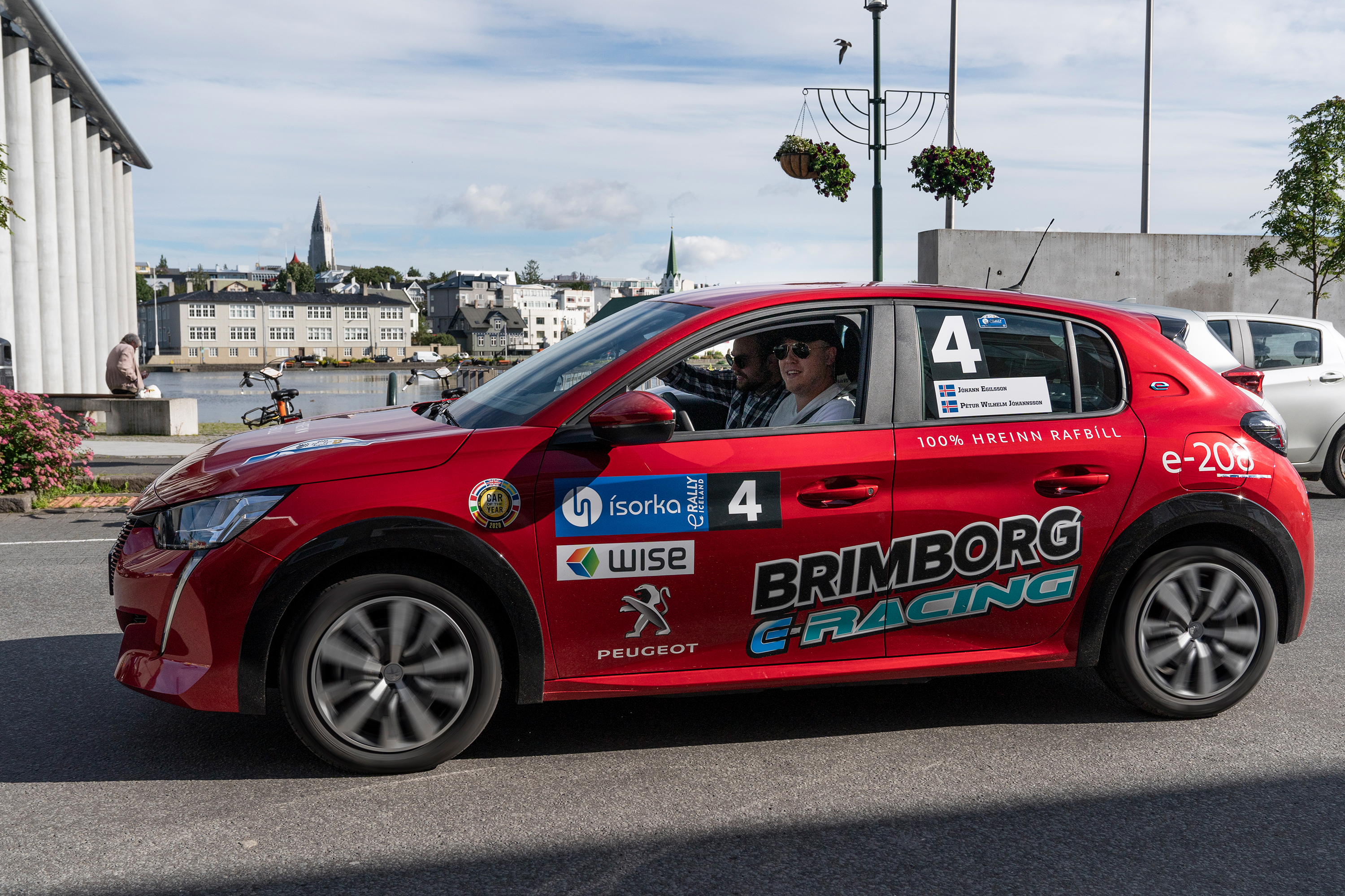 Peugeot e-208