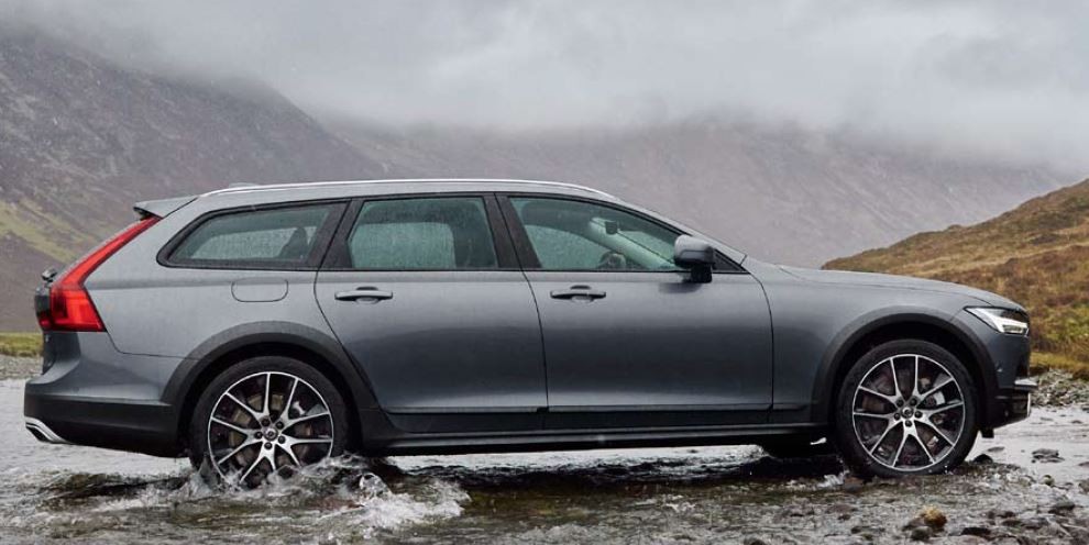 Reynsluakstur Volvo V90 Cross Country